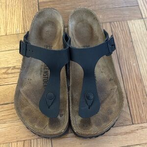 Birkenstock Black Gizeh Sandals